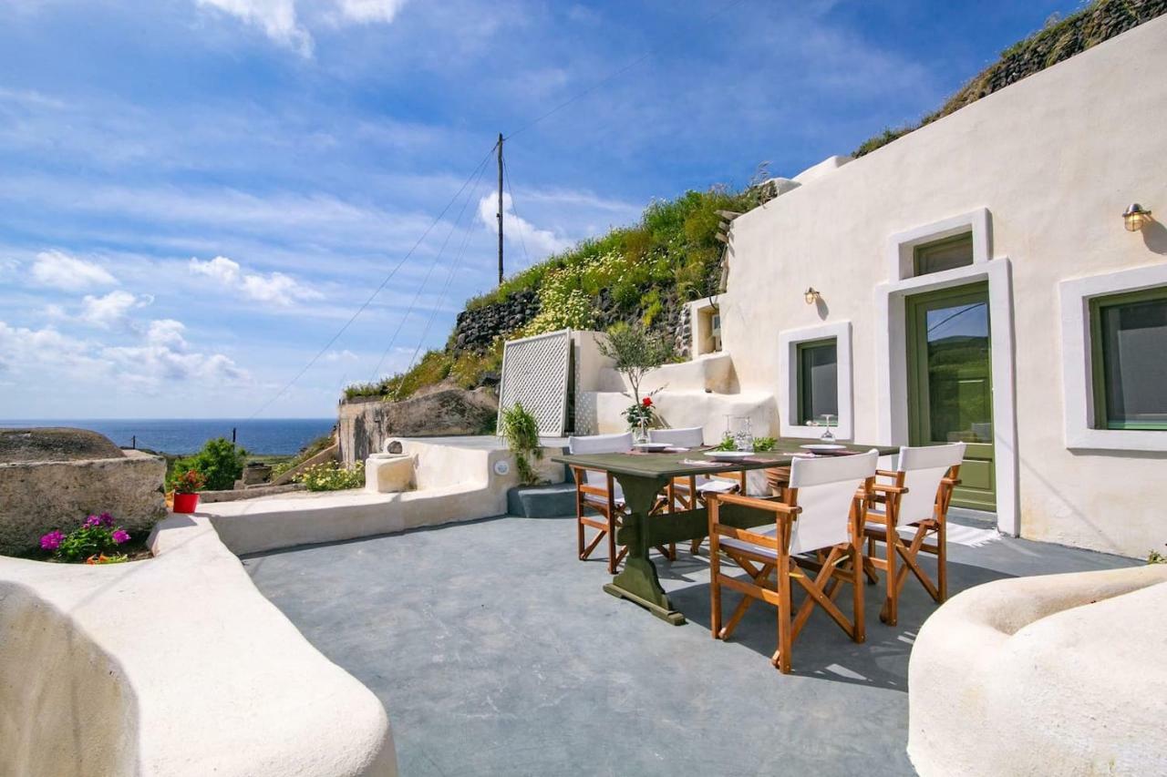 הוילה תירסיה Agrilia Secluded Cave House מראה חיצוני תמונה