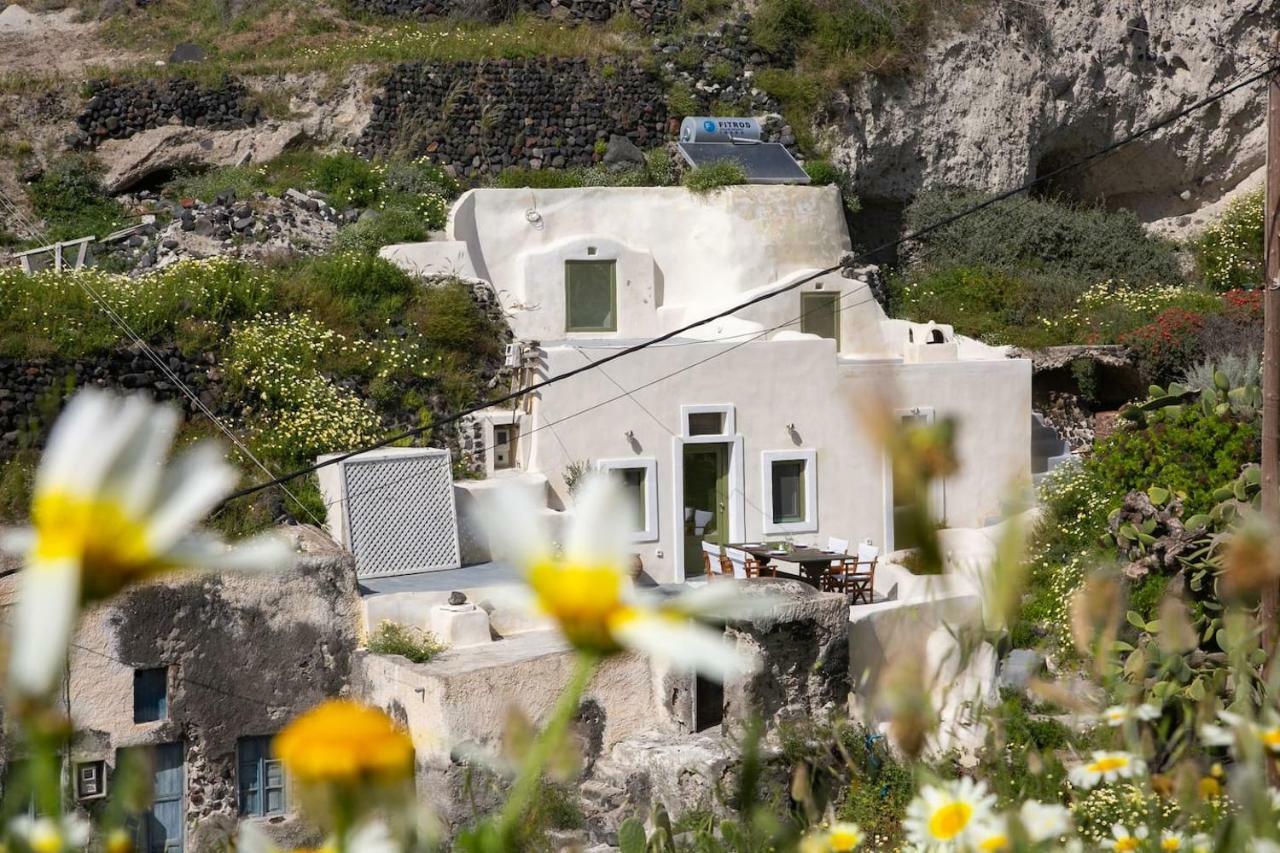 הוילה תירסיה Agrilia Secluded Cave House מראה חיצוני תמונה